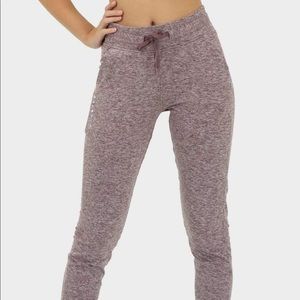 Balance Athletics women joggers